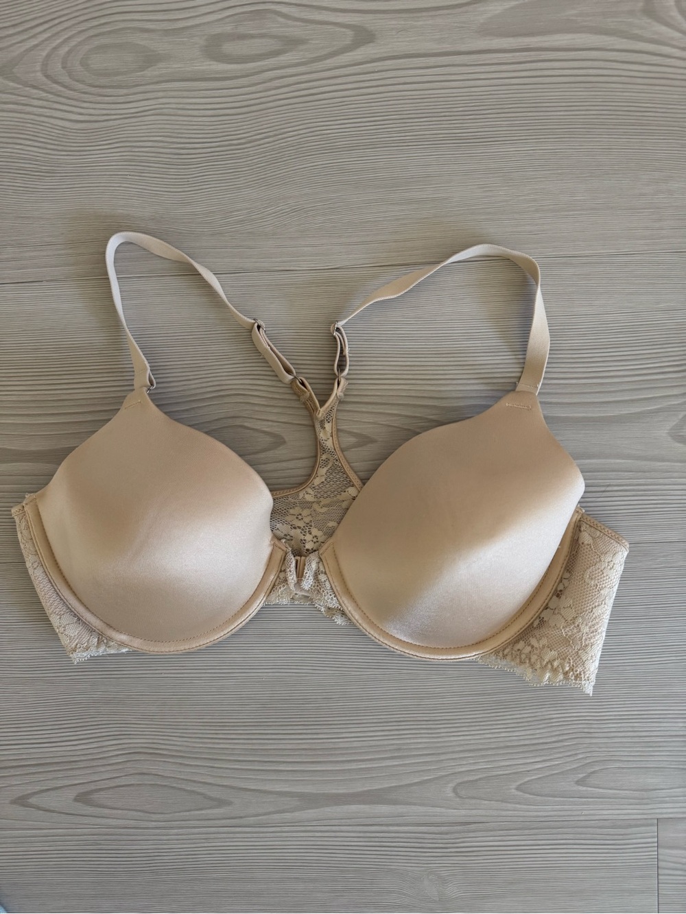 Maidenform Beige Lace-Back T-Shirt Bra